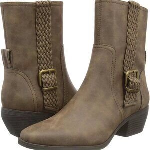 Rocket Dog Whistl Women's Western Cowgirl Ankle Boot Light Brown Size 9.5